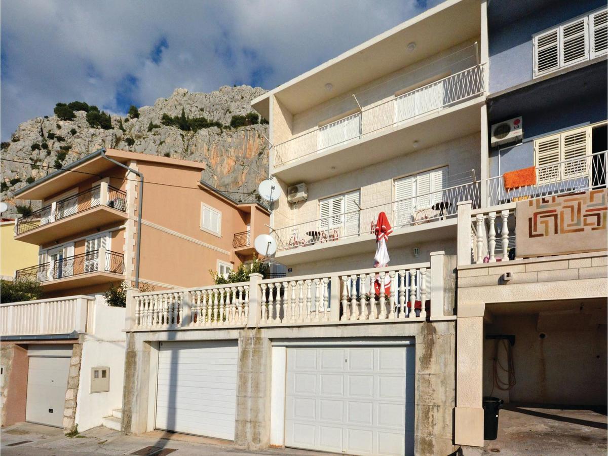 Lovely Apartment In Omis With Kitchen المظهر الخارجي الصورة